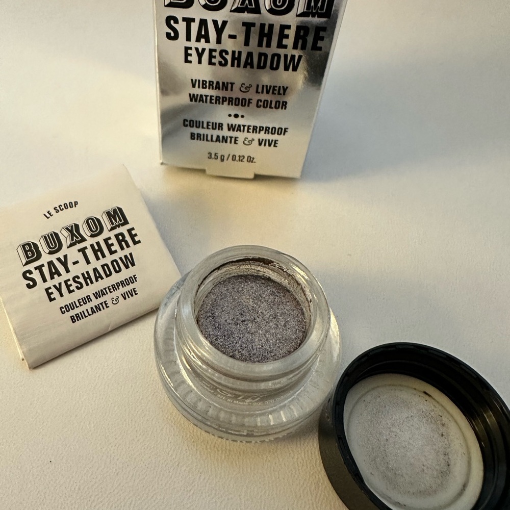 Buxom Stay There Eyeshadow Pug New In Box!